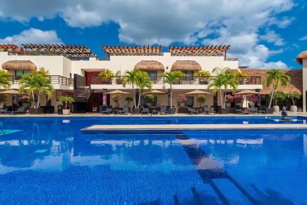 Apartment Ata35 Studio With A Terrace Perfect Getaway Wifi Gym Playa del Carmen Mexico